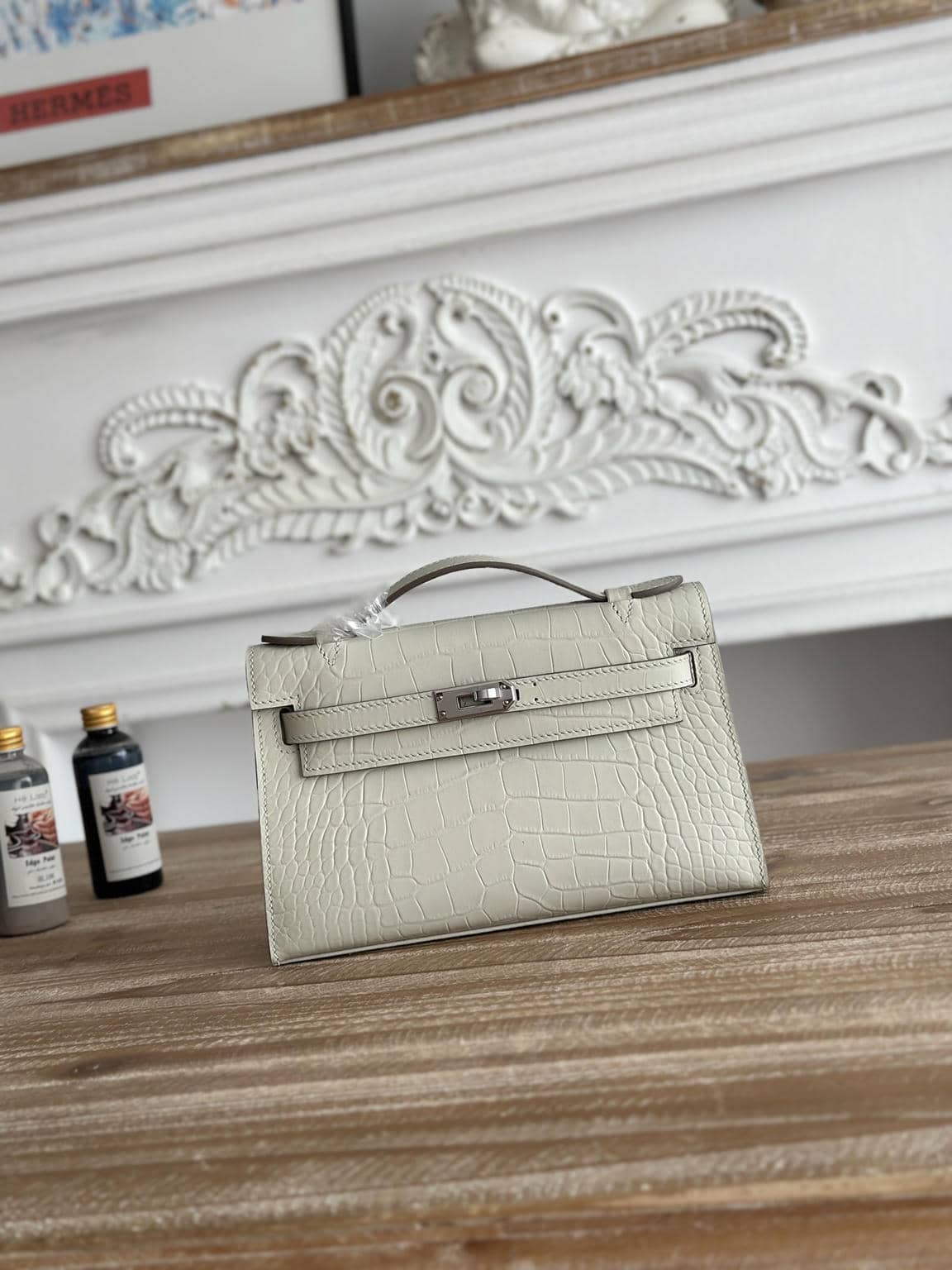 Kelly Crocodile-Embossed Cow Leather-35